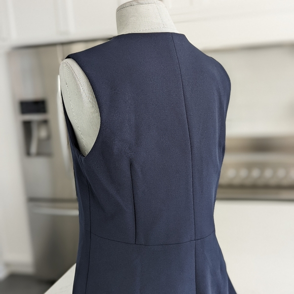 François Beauregard navy blue and gold dress, new with tag. Original value 340$+ - Picture 5 of 8